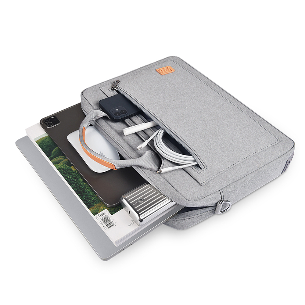 15.6'' Pioneer pro handbag